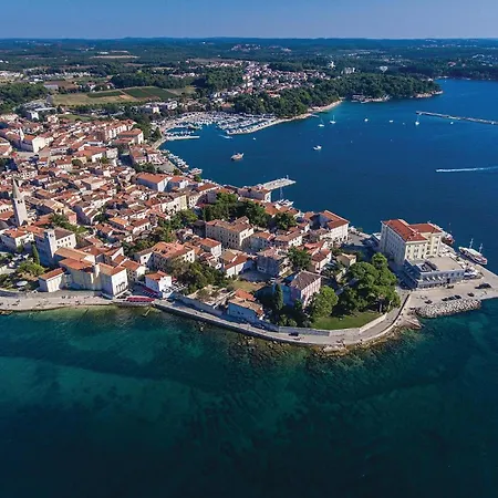2 Bedroom Nice Apartment In Porec
